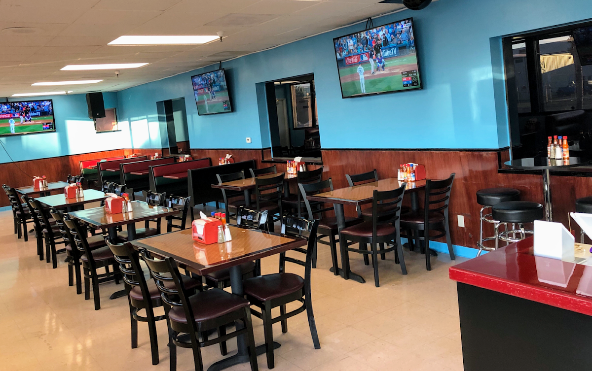 El Coco Loco Mariscos & Mexican Grill